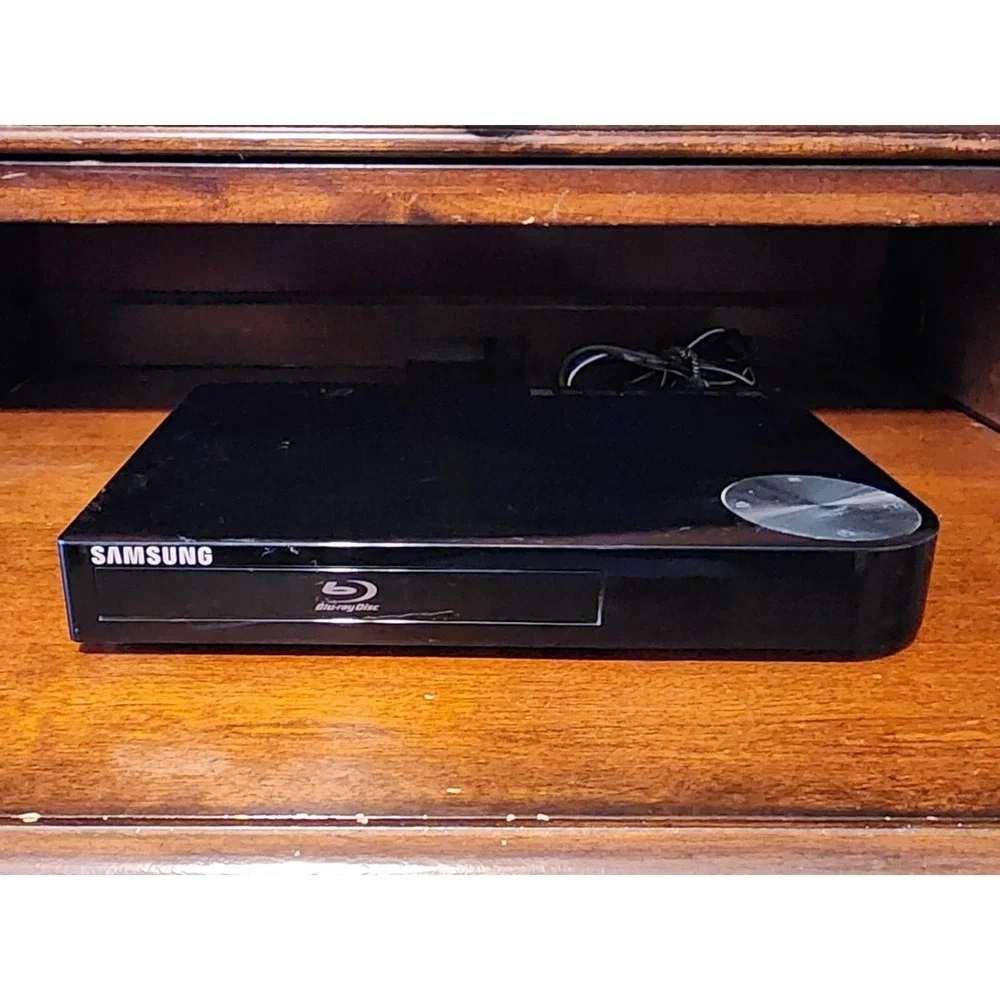 Samsung BD-FM57C Blu-Ray DVD Player‎ Wi-Fi Streaming HDMI Connectivity No Remote